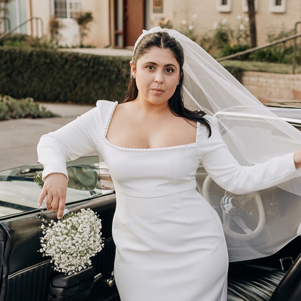 Meet your Posher, Cerise